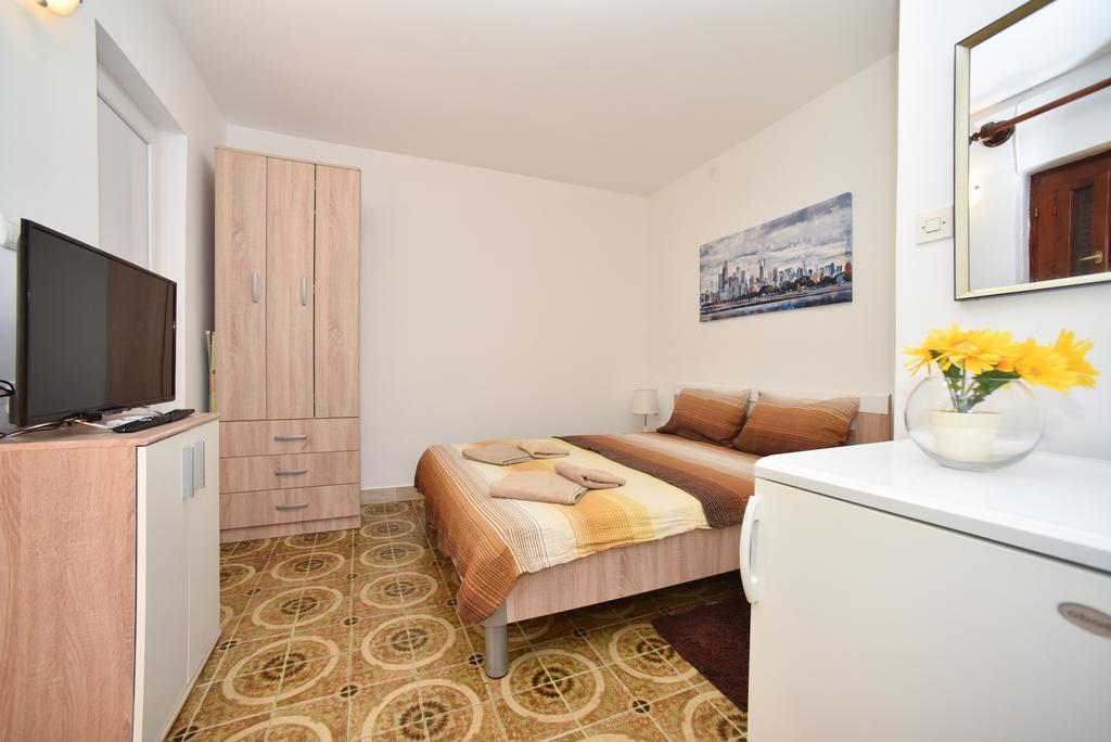 Mg Apartments And Rooms 부드바 외부 사진