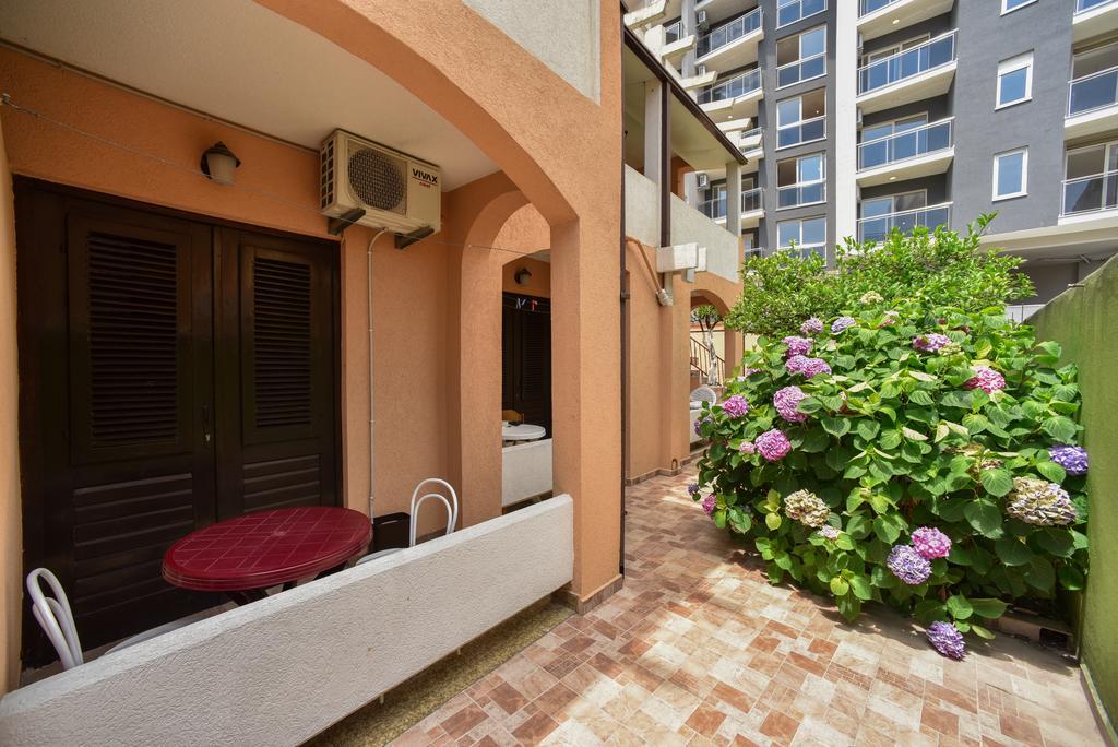 Mg Apartments And Rooms 부드바 외부 사진
